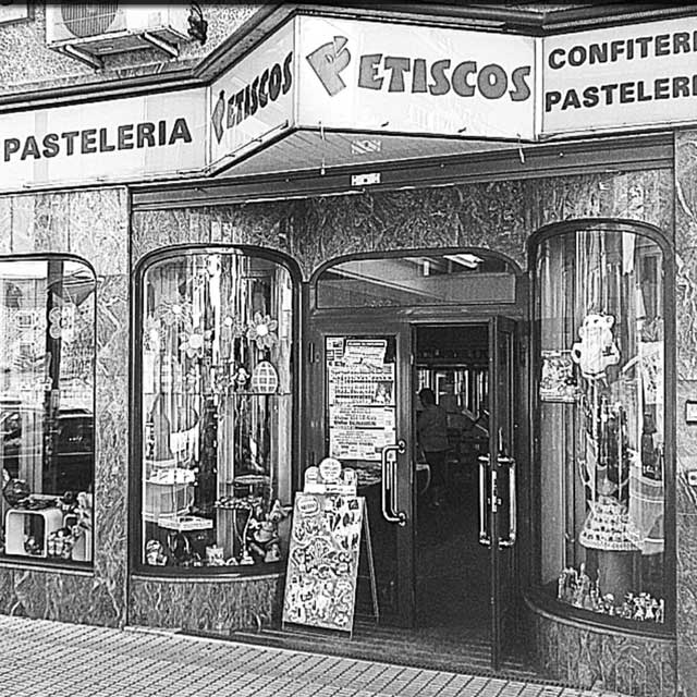 Datos de contacto de Pastelería Petiscos